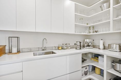 Photo of property in 14 Ringi Lane, Orewa, 0931