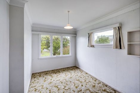 Photo of property in 1102 Heretaunga Street East, Parkvale, Hastings, 4122