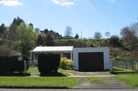Photo of property in 35 Goldfinch Street, Taihape, 4720