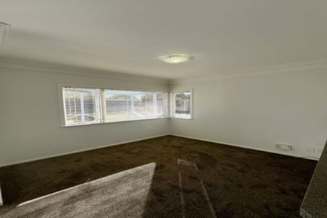 Photo of property in 242 Sturges Road, Henderson, Auckland, 0612