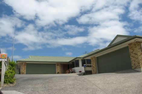 Photo of property in 20 The Glade North, Pukekohe, 2120