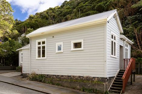 Photo of property in 94 Holloway Road, Aro Valley, Wellington, 6021