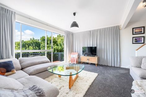 Photo of property in 4f Banksia Grove, Maungaraki, Lower Hutt, 5010