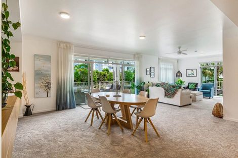 Photo of property in 19 Parkside Drive, Orewa, 0931