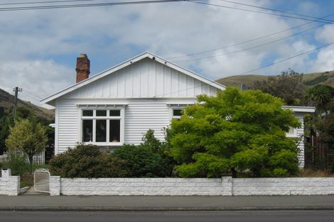 Photo of property in 16 Colenso Street, Sumner, Christchurch, 8081