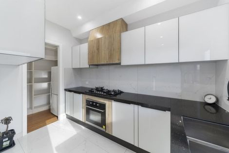 Photo of property in 35 Grumman Lane, Newlands, Wellington, 6037