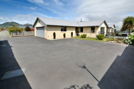 Photo of property in 14 Kura Place, Mosgiel, 9024