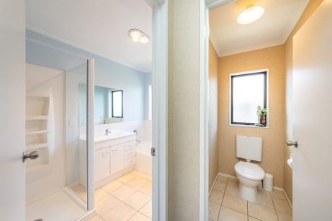 Photo of property in 54 Peter Hall Drive, Kelvin Grove, Palmerston North, 4414