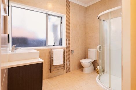 Photo of property in 2a Tyburnia Avenue, Mount Albert, Auckland, 1025