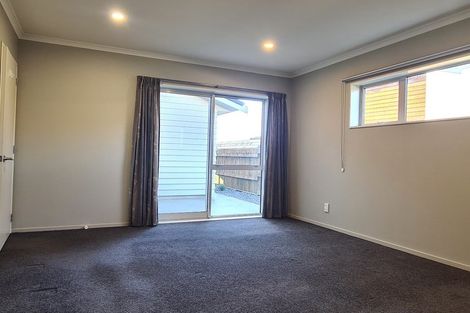 Photo of property in 253 Mark Avenue, Grenada Village, Wellington, 6037