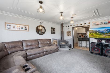 Photo of property in 215 Mcquarrie Street, Kingswell, Invercargill, 9812