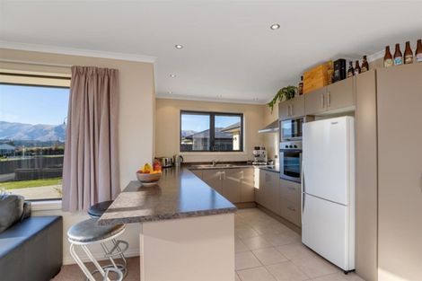 Photo of property in 33 Alice Burn Drive, Luggate, Cromwell, 9383