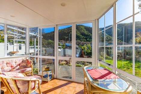 Photo of property in 16 Huia Street, Waikawa, Picton, 7220