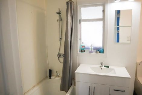 Photo of property in 12 Manor Place, Bryndwr, Christchurch, 8053