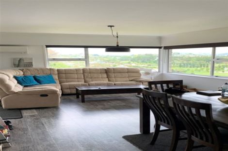 Photo of property in 420 Otumoetai Road, Otumoetai, Tauranga, 3110