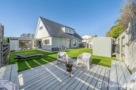 Photo of property in 32 Orr Crescent, Hutt Central, Lower Hutt, 5011