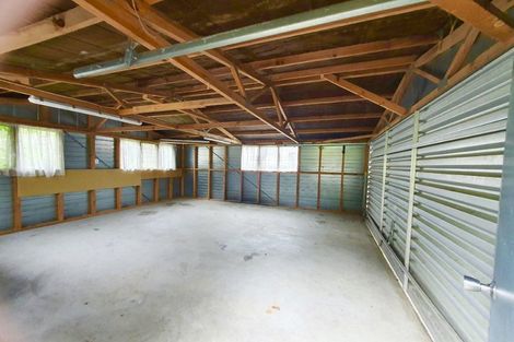 Photo of property in 2/28 Windy Ridge Road, Glenfield, Auckland, 0629