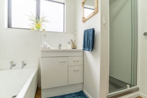 Photo of property in 2/79 Cunliffe Street, Churton Park, Wellington, 6037