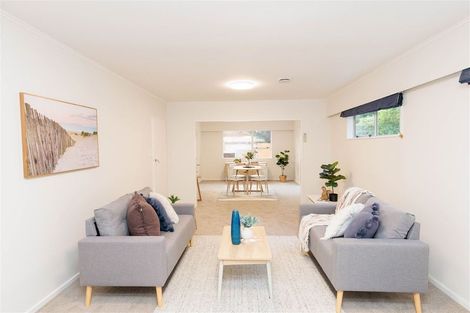 Photo of property in 34 Glanmire Road, Newlands, Wellington, 6037