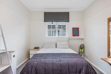 Photo of property in 37 Tuatoru Street, Eastbourne, Lower Hutt, 5013