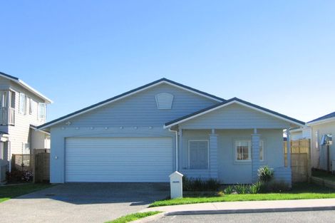 Photo of property in 6 Mulvaney Crescent, Henderson, Auckland, 0612