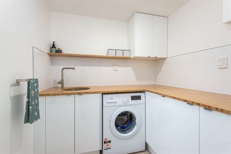 Photo of property in 21 Fovant Street, Russley, Christchurch, 8042