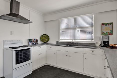 Photo of property in 70 Pendarves Street, New Plymouth, 4310
