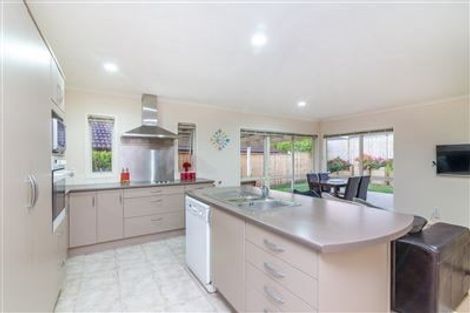 Photo of property in 21 Skelligs Drive, Flat Bush, Auckland, 2019