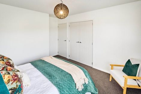 Photo of property in 49 Sunstone Crescent, Brown Owl, Upper Hutt, 5018