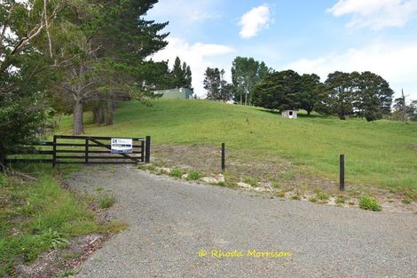 Photo of property in 69 Matakohe Wharf Road, Matakohe, 0593