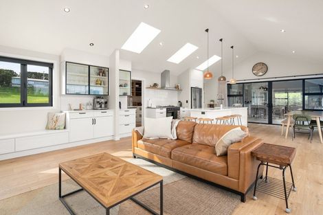 Photo of property in 205 Henry Road, Tahawai, Katikati, 3170