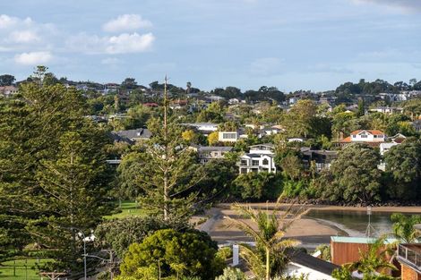 Photo of property in 2a Sharon Road, Waiake, Auckland, 0630