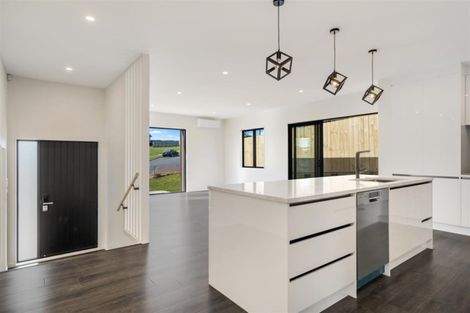 Photo of property in 124 Parkview Drive, Gulf Harbour, Whangaparaoa, 0930