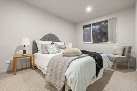 Photo of property in 2/10 Foley Place, Torbay, Auckland, 0632