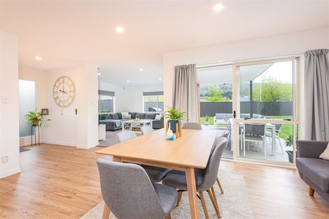 Photo of property in 36 Mauger Drive, Heathcote Valley, Christchurch, 8022