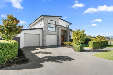 Photo of property in 33 Little Gem Road, Hornby, Christchurch, 8025