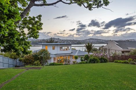 Photo of property in 122 Paritai Drive, Orakei, Auckland, 1071