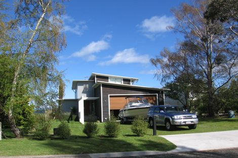 Photo of property in 102 Mahuta Road, Waitahanui, Taupo, 3378