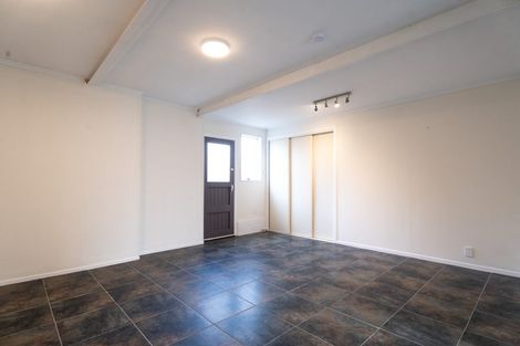 Photo of property in 46 Cypress Drive, Maungaraki, Lower Hutt, 5010