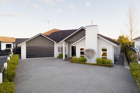 Photo of property in 11 Batten Drive, Flagstaff, Hamilton, 3210