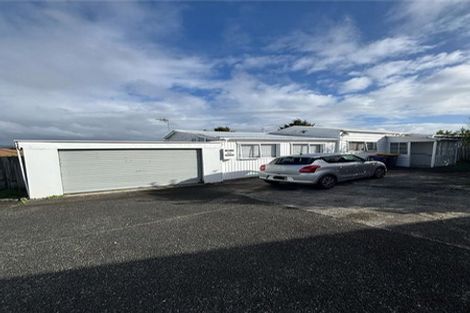 Photo of property in 808 East Coast Road, Oteha, Auckland, 0630