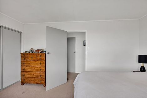 Photo of property in 17 Suther Street, Waverley, 4510