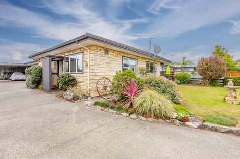 Photo of property in 27 Norwich Crescent, Tamatea, Napier, 4112