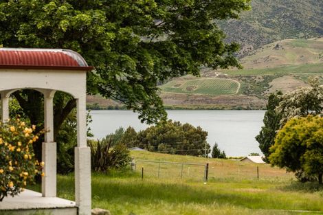 Photo of property in Glenstrae, 133 Luggate-cromwell Road, Cromwell, 9384