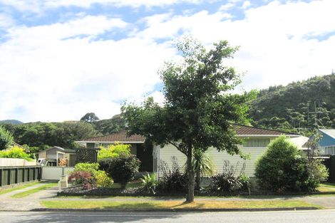 Photo of property in 57 Gemstone Drive, Birchville, Upper Hutt, 5018