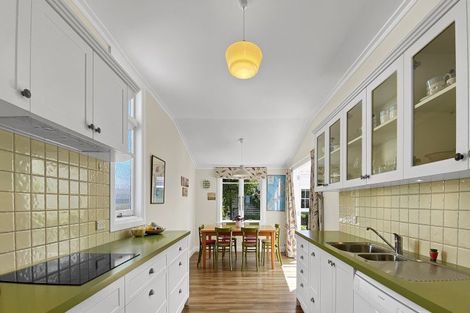 Photo of property in 36 The Esplanade, Westshore, Napier, 4110