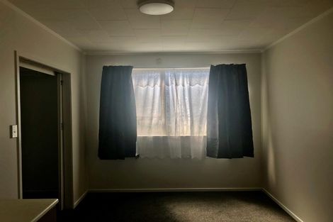 Photo of property in 6 Desford Place, Mangere, Auckland, 2022