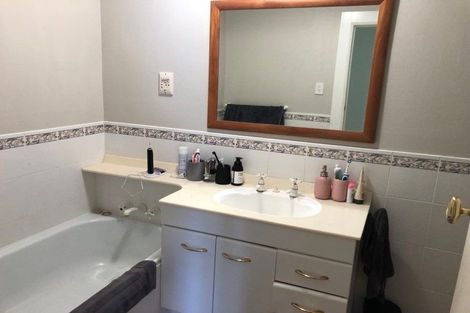 Photo of property in 4a Carlton Avenue, Palmerston North, 4414