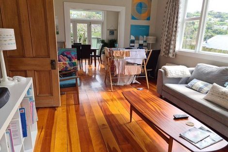 Photo of property in 24 Lincoln Street, Brooklyn, Wellington, 6021