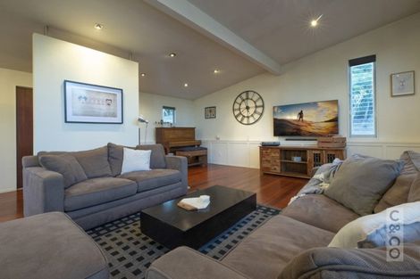 Photo of property in 8 Pineview Lane, Helensville, 0875